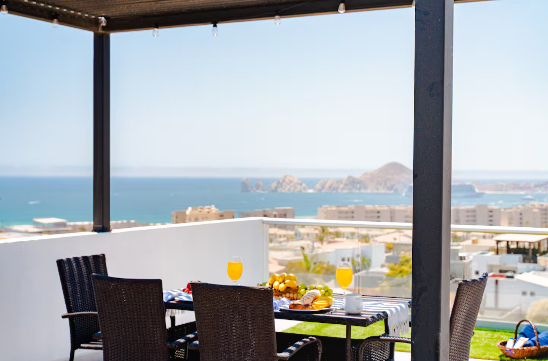 Private terrace – Ocean vibes!